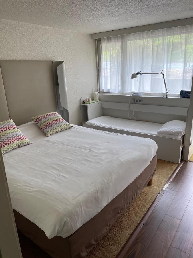 Campanile Poitiers Hotel Bagian luar foto